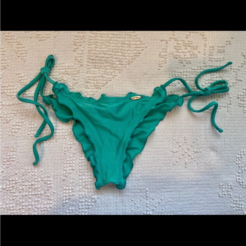 Lulifama sexy Brazilian scrunch bikini